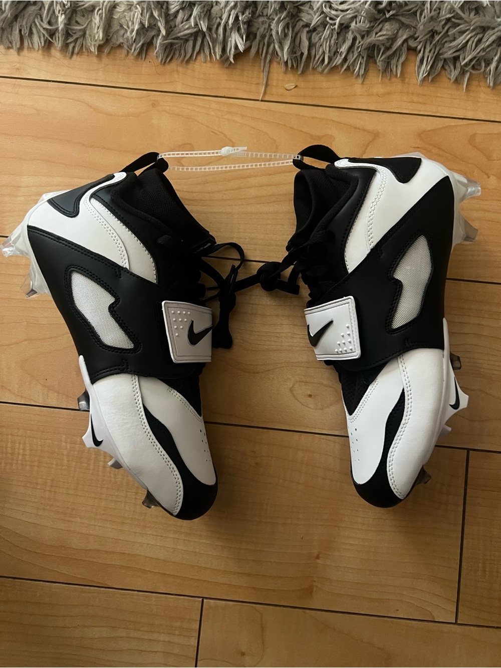 Nike Diamond Turf 93 TD Men's Sz 8 Football Cleats White Black HF5298 101 New